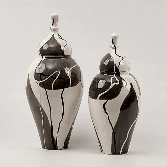 El Yapımı Gri Desenli Küp İkili