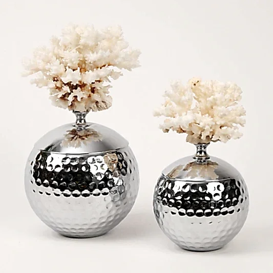 Doğal Mercanlı Dövmeli İkili Küre Gümüş