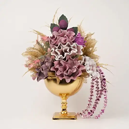 Yapay Çiçekli Kare Ayaklı Gold Vazo No:1