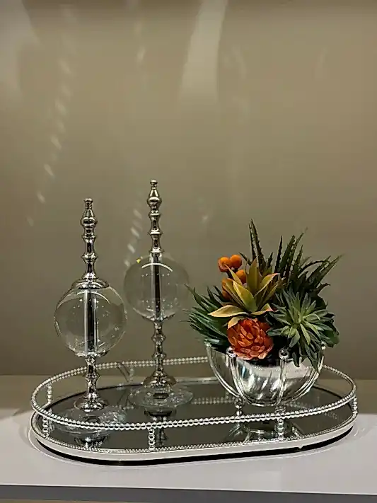 Gümüş Kristal Küre  Çiçekli Vazo Ve Tepsili Set