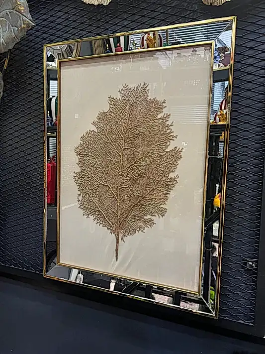 Ayna Çerçeveli Krem Zeminli Yaprak Tablo