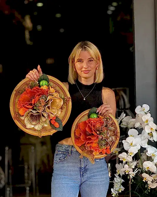 Yapay Çiçekli Ahşap Duvar Süsü No:22