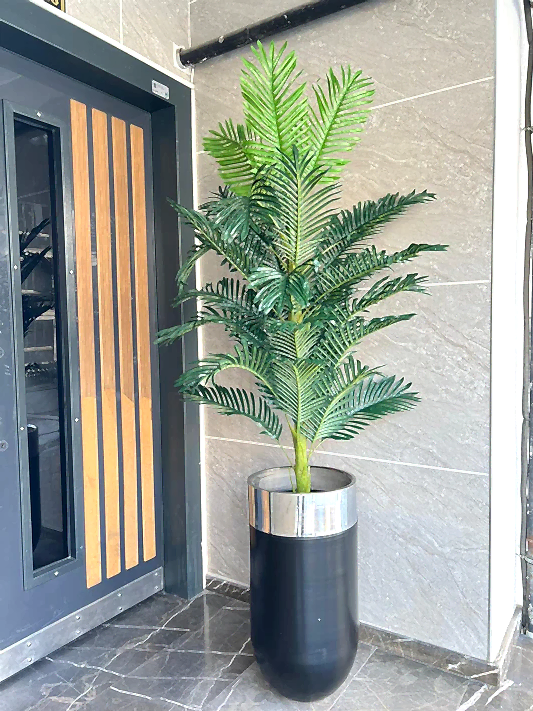 Yapay Büyük Arekalı Siyah Gümüş Çemberli Saksı