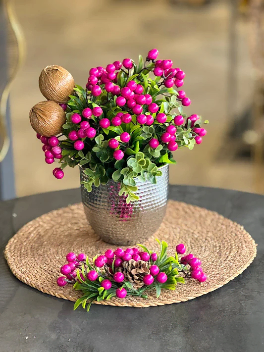 Yapay Pembe Kokinalı Dövme Gümüş Vazo + Supla